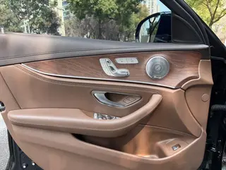 Mercedes-Benz E-Class 2023 E 300 L Люксовый Седан интерьер фото 14