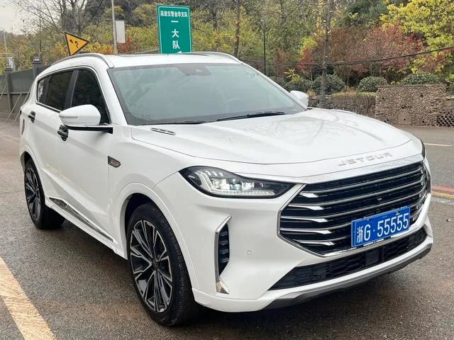 Jetour X70 PLUS 2021 Zhuge 1.6T DCT Kongming 7 seat exterior photo 3