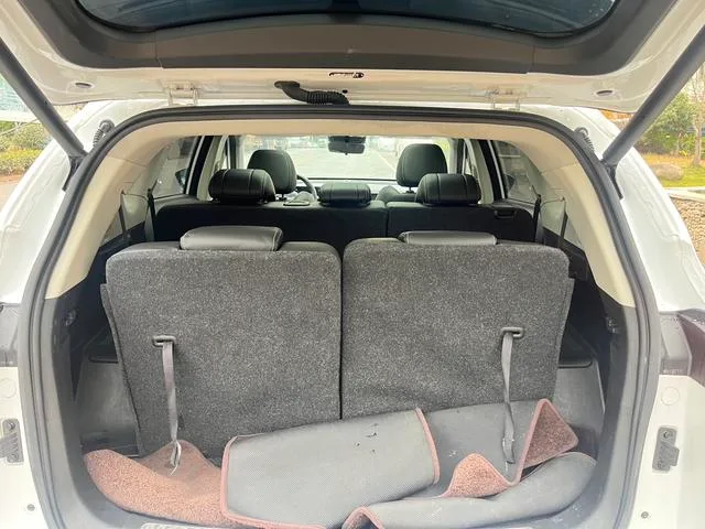Jetour X70 PLUS 2021 Zhuge 1.6T DCT Kongming 7 seat interior photo 13