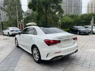 Mercedes-Benz A-Class 2021 A 200 L Sport Sedan Fashion Edition interior photo 6