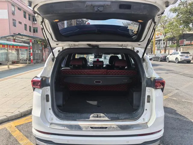 Jetour X70 PLUS 2021 Zhuge 1.6T DCT Wuhou 5 seat interior photo 18 Jetour X70 PLUS 2021 Zhuge 1.6T DCT Wuhou 5 seat interior photo 18