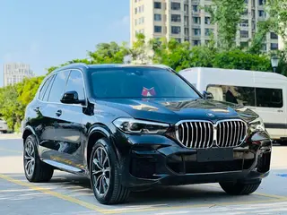 BMW X5 2021 xDrive30i M Sports suit exterior photo 3 BMW X5 2021 xDrive30i M Sports suit exterior photo 3
