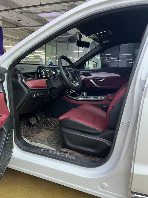 Jetour X70 PLUS 2021 1.5T DCT mountain 5 seat interior photo 11 Jetour X70 PLUS 2021 1.5T DCT mountain 5 seat interior photo 11