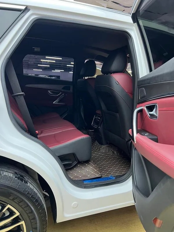 Jetour X70 PLUS 2021 1.5T DCT mountain 5 seat interior photo 14 Jetour X70 PLUS 2021 1.5T DCT mountain 5 seat interior photo 14