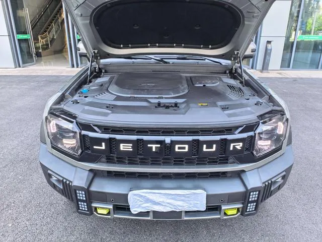 Jetour T2 2023 1.5TD Two-wheel drive Discover PRO interior photo 14 Jetour T2 2023 1.5TD Two-wheel drive Discover PRO interior photo 14