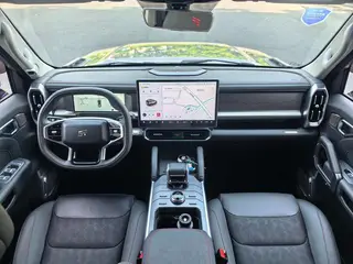 Jetour T2 2023 1.5TD Two-wheel drive Discover PRO interior photo 17 Jetour T2 2023 1.5TD Two-wheel drive Discover PRO interior photo 17