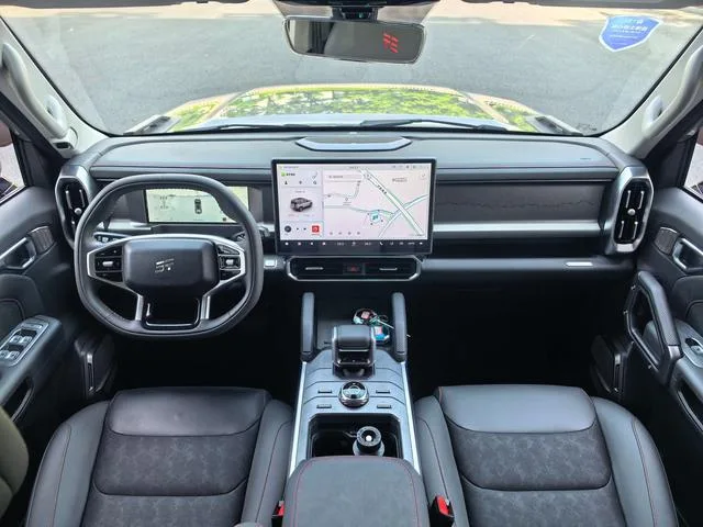 Jetour T2 2023 1.5TD Two-wheel drive Discover PRO interior photo 17 Jetour T2 2023 1.5TD Two-wheel drive Discover PRO interior photo 17
