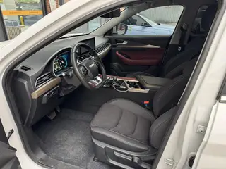 Jetour X70 2024 1.5T DCT Enjoyment Edition 7 seat interior photo 11