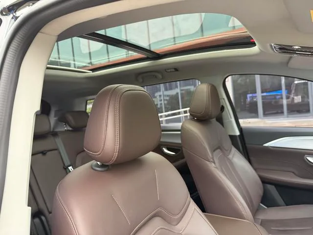 Jetour X90 PLUS 2023 Restyling 1.6TD DCT Villa interior photo 16 Jetour X90 PLUS 2023 Restyling 1.6TD DCT Villa interior photo 16