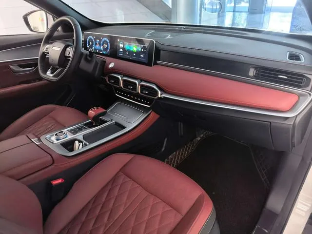 Jetour X70 PLUS 2024 Champion Edition 1.5T DCT Champion PRO 5 seat interior photo 16