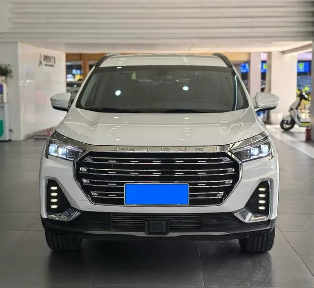 Jetour X90 2022 Zilong 2.0T DCT Huwei Edition 5 seat exterior photo 2 Jetour X90 2022 Zilong 2.0T DCT Huwei Edition 5 seat exterior photo 2