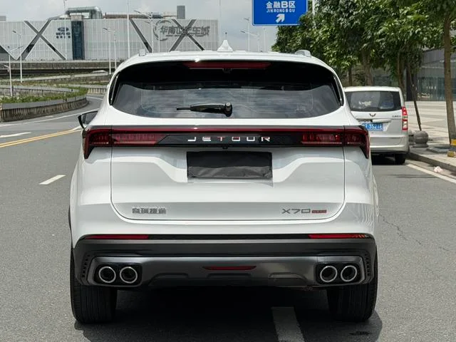 Jetour X70 PLUS 2024 Champion Edition 1.5T DCT Champion PRO 7 seat exterior photo 5 Jetour X70 PLUS 2024 Champion Edition 1.5T DCT Champion PRO 7 seat exterior photo 5