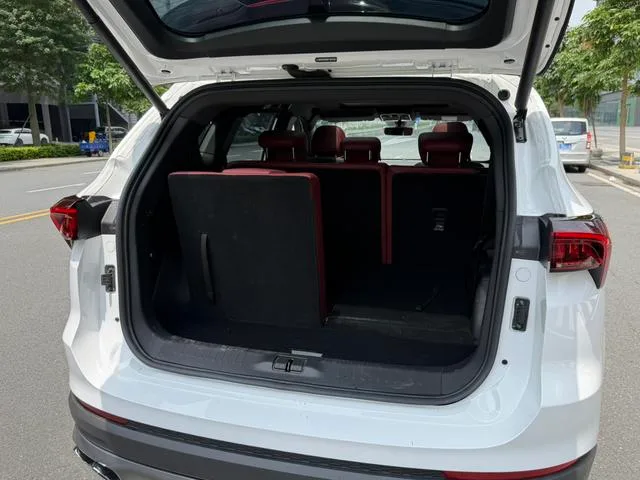 Jetour X70 PLUS 2024 Champion Edition 1.5T DCT Champion PRO 7 seat exterior photo 10 Jetour X70 PLUS 2024 Champion Edition 1.5T DCT Champion PRO 7 seat exterior photo 10