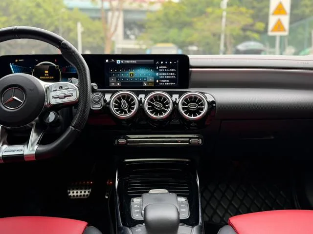 Mercedes-Benz A-Class AMG 2022 AMG A 35 L 4MATIC extérieur photo 8