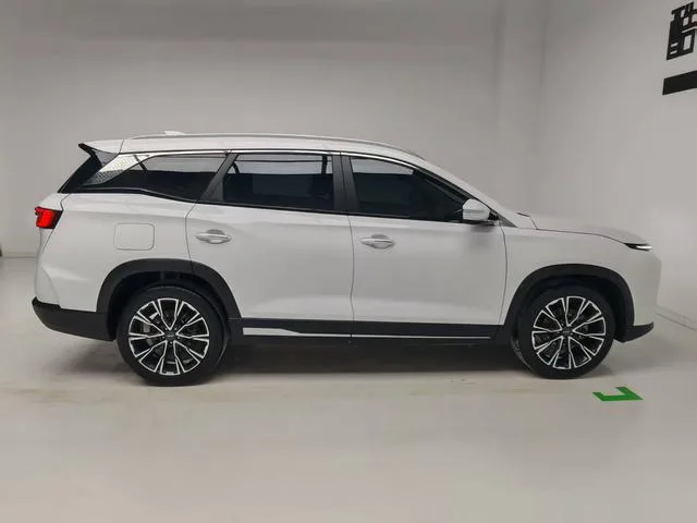Jetour X90 PRO 2024 2.0TD DCT Premium Edition exterior photo 7