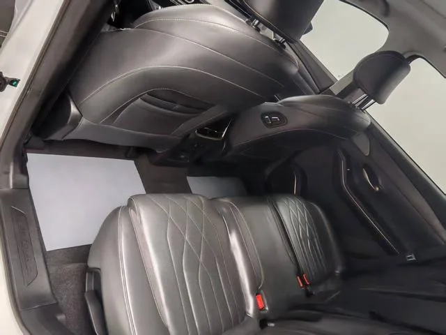 Jetour X90 PRO 2024 2.0TD DCT Premium Edition interior photo 16