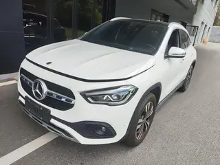 Mercedes-Benz GLA 2023 GLA 220 exterior photo 1