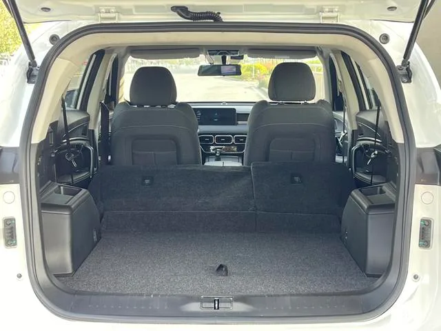 Jetour X70 PLUS 2021 1.6T DCT Chen 5 Siège intérieur photo 19 Jetour X70 PLUS 2021 1.6T DCT Chen 5 Siège intérieur photo 19