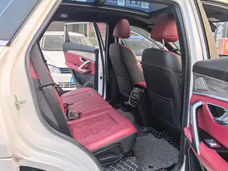 Jetour X70 PLUS 2023 1.6T DCT Strong person PLUS 5 seat interior photo 15 Jetour X70 PLUS 2023 1.6T DCT Strong person PLUS 5 seat interior photo 15