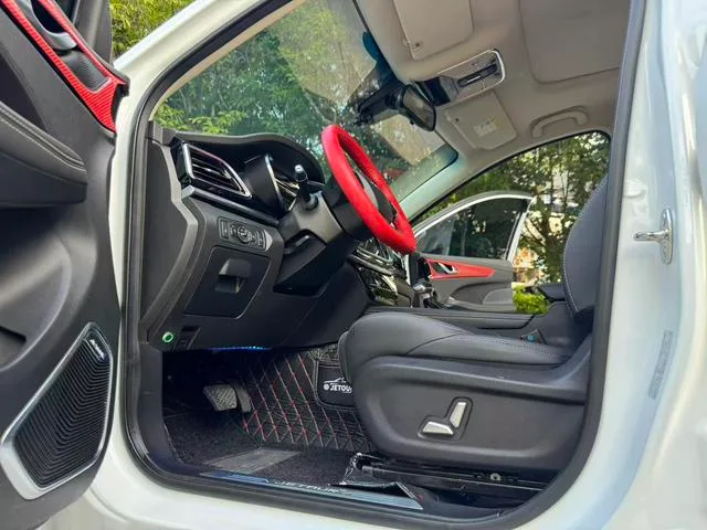 Jetour X90 2019 1.5T Auto Smart 5 seat China V interior photo 15 Jetour X90 2019 1.5T Auto Smart 5 seat China V interior photo 15
