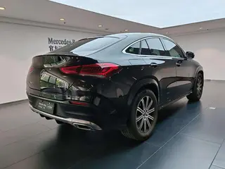 Mercedes-Benz GLE Coupe 2023 GLE 350 4MATIC Coupé SUV Estilo de moda exterior foto 3 Mercedes-Benz GLE Coupe 2023 GLE 350 4MATIC Coupé SUV Estilo de moda exterior foto 3