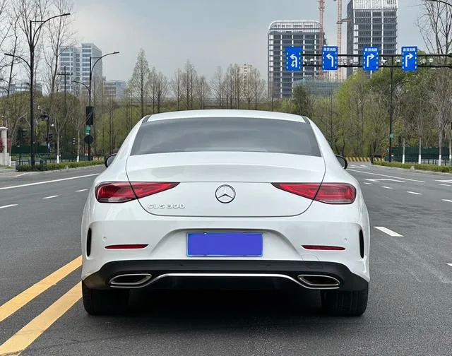 Mercedes-Benz CLS 2022 CLS 300 Dinámico exterior foto 2 Mercedes-Benz CLS 2022 CLS 300 Dinámico exterior foto 2