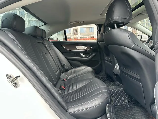 Mercedes-Benz CLS 2022 CLS 300 Dinámico interior foto 9 Mercedes-Benz CLS 2022 CLS 300 Dinámico interior foto 9
