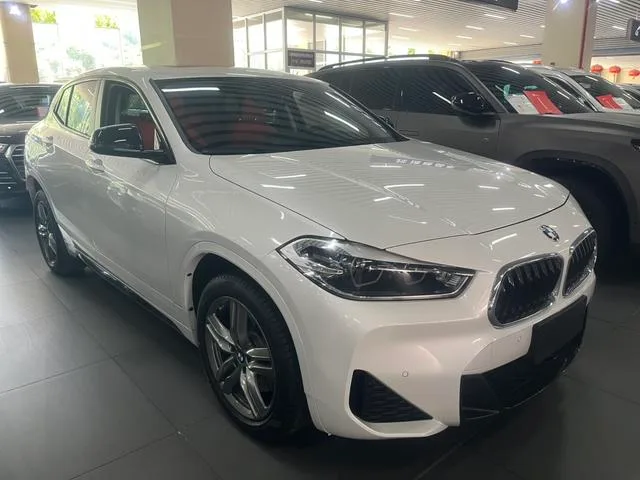 BMW X2 2021 sDrive25i M Conjunto deportivo exterior foto 3 BMW X2 2021 sDrive25i M Conjunto deportivo exterior foto 3