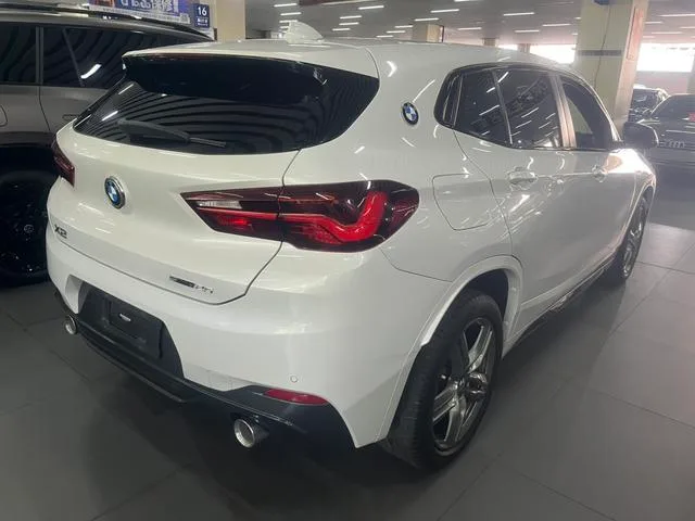 BMW X2 2021 sDrive25i M Conjunto deportivo exterior foto 4 BMW X2 2021 sDrive25i M Conjunto deportivo exterior foto 4