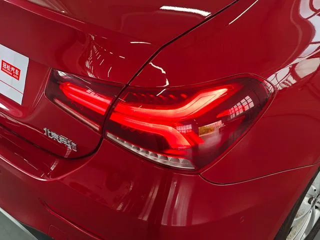 Mercedes-Benz A-Class 2022 A 200 L Sport Sedan Fashion Edition exterior photo 8