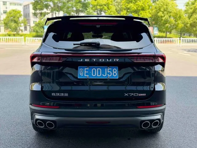 Jetour X70 PLUS 2021 1.5T DCT fire 7 seat exterior photo 5 Jetour X70 PLUS 2021 1.5T DCT fire 7 seat exterior photo 5