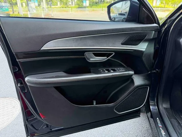 Jetour X70 PLUS 2021 1.5T DCT fire 7 seat interior photo 12 Jetour X70 PLUS 2021 1.5T DCT fire 7 seat interior photo 12