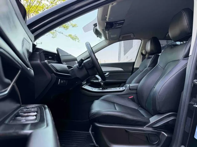 Jetour X70 PLUS 2021 1.5T DCT fire 7 seat interior photo 14 Jetour X70 PLUS 2021 1.5T DCT fire 7 seat interior photo 14