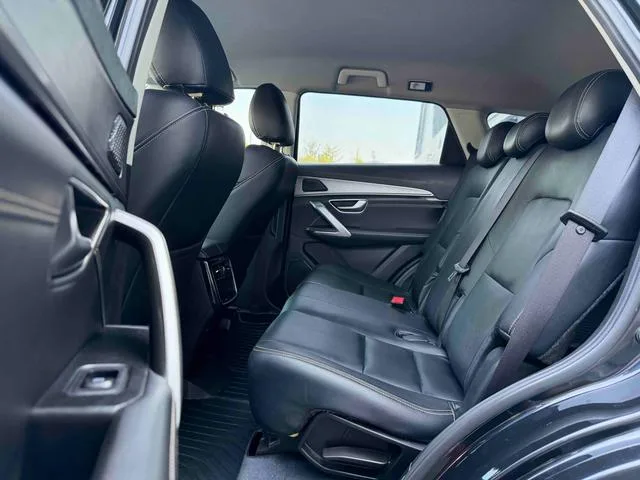 Jetour X70 PLUS 2021 1.5T DCT fire 7 seat interior photo 15 Jetour X70 PLUS 2021 1.5T DCT fire 7 seat interior photo 15
