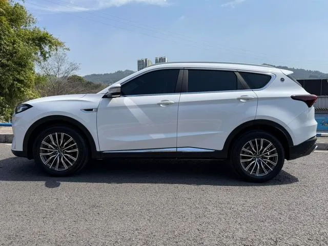 Jetour X70 PLUS 2023 Self-improvement version 1.5T DCT Self-improvement PRO 5 seat exterior photo 3 Jetour X70 PLUS 2023 Self-improvement version 1.5T DCT Self-improvement PRO 5 seat exterior photo 3