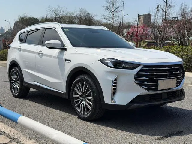Jetour X70 PLUS 2023 Self-improvement version 1.5T DCT Self-improvement PRO 5 seat exterior photo 9 Jetour X70 PLUS 2023 Self-improvement version 1.5T DCT Self-improvement PRO 5 seat exterior photo 9