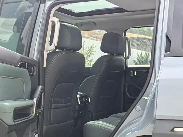 Jetour T2 2023 2.0TD Four-wheel drive Time travel PRO interior photo 6 Jetour T2 2023 2.0TD Four-wheel drive Time travel PRO interior photo 6