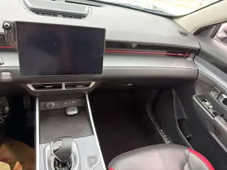 Jetour Dasheng 2024 1.5T DCT Estrellas PRO interior foto 12 Jetour Dasheng 2024 1.5T DCT Estrellas PRO interior foto 12
