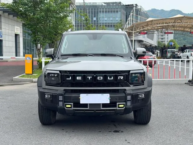 Jetour T2 2023 1.5TD Two-wheel drive Discover PRO exterior photo 2 Jetour T2 2023 1.5TD Two-wheel drive Discover PRO exterior photo 2