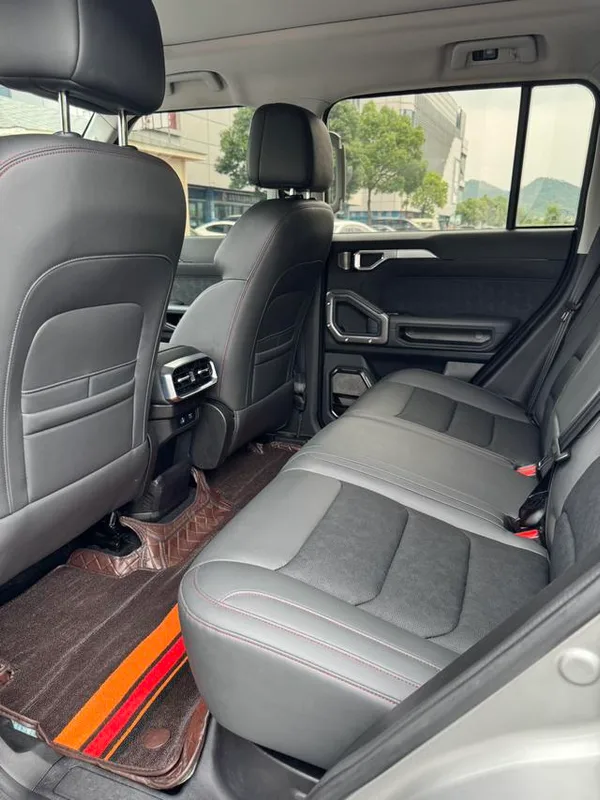 Jetour T2 2023 1.5TD Two-wheel drive Discover PRO interior photo 9 Jetour T2 2023 1.5TD Two-wheel drive Discover PRO interior photo 9