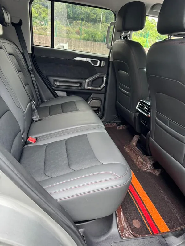 Jetour T2 2023 1.5TD Two-wheel drive Discover PRO interior photo 10 Jetour T2 2023 1.5TD Two-wheel drive Discover PRO interior photo 10