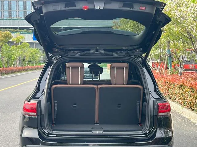 Mercedes-Benz GLB 2023 GLB 220 Fashionable exterior photo 8