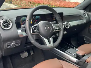Mercedes-Benz GLB 2023 GLB 220 Fashionable interior photo 11