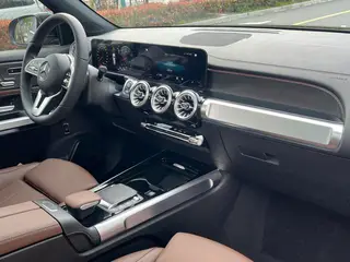 Mercedes-Benz GLB 2023 GLB 220 Fashionable interior photo 15