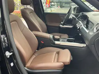 Mercedes-Benz GLB 2023 GLB 220 Fashionable interior photo 16
