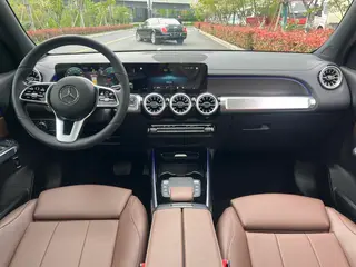 Mercedes-Benz GLB 2023 GLB 220 Fashionable interior photo 17