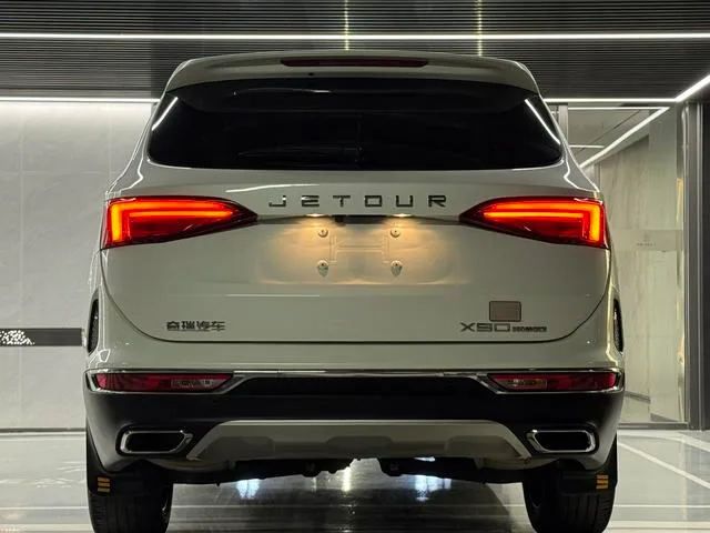 Jetour X90 2019 1.6T DCT Zun Travel Edition 6 seat Country VI interior photo 17 Jetour X90 2019 1.6T DCT Zun Travel Edition 6 seat Country VI interior photo 17