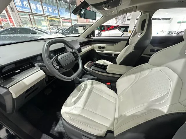 Jetour Dasheng 2022 1.6T DCT King PRO interior photo 7