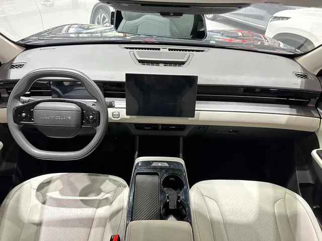 Jetour Dasheng 2022 1.6T DCT King PRO interior photo 12