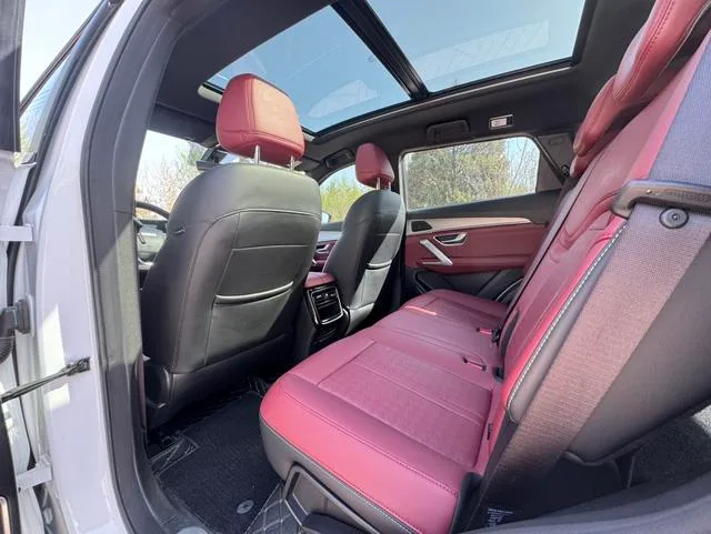 Jetour X70 PLUS 2025 Champion Edition 1.5T DCT Champion MAX 5 seat exterior photo 5